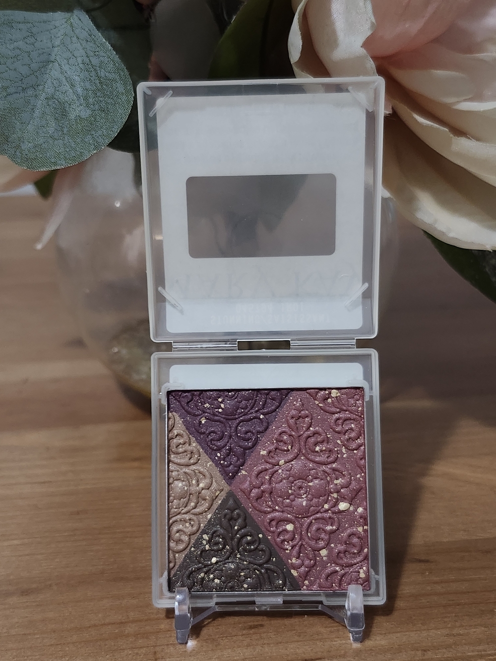 Mary Kay Stunning Shimmery Plum & Rose Eyeshadow Quad - Women Makeup
